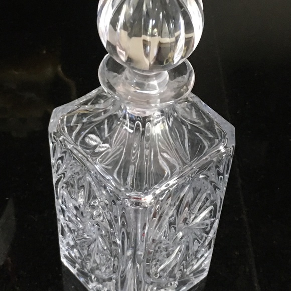 VTG Handcut Decanter from Poland 24% lead crystal - Picture 2 of 14